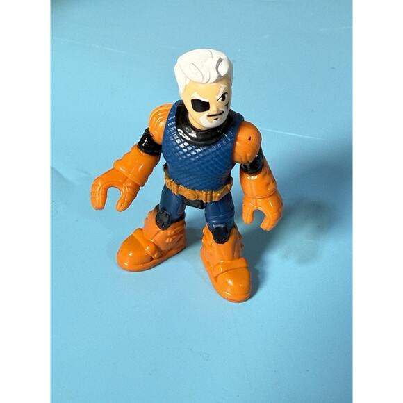 Imaginext DC Super Friends Slade Deathstroke 2.75" figure unmasked- - Picture 1 of 2